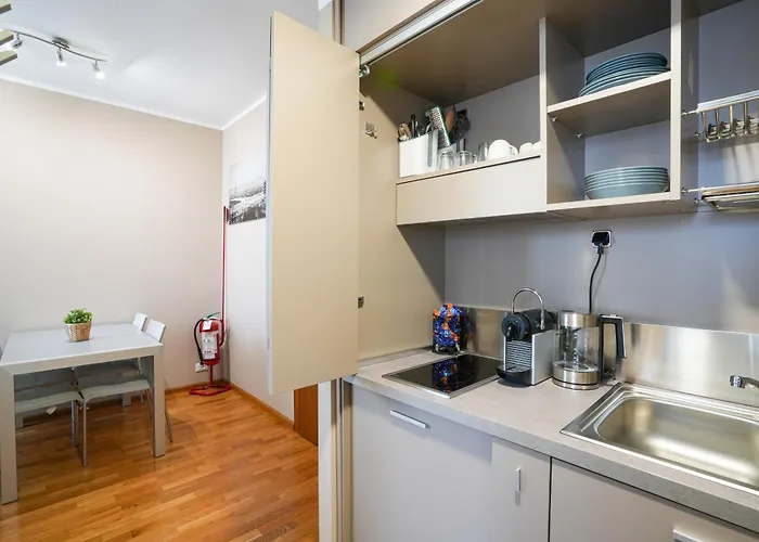 Nizza 26 & Parking Apartment